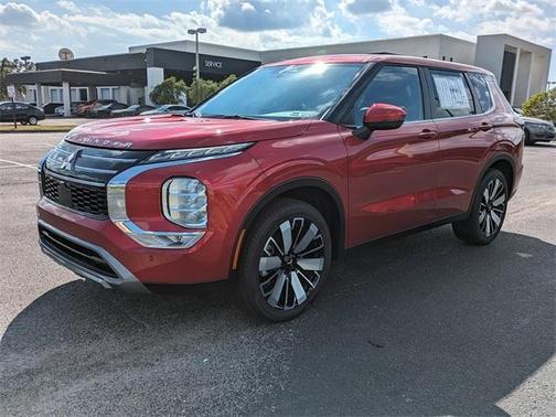 2025 Mitsubishi Outlander SE