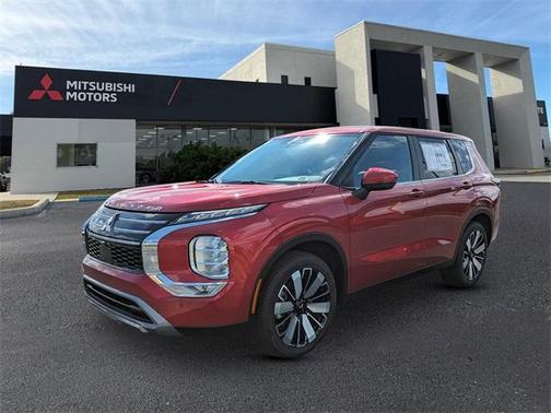 2025 Mitsubishi Outlander SE