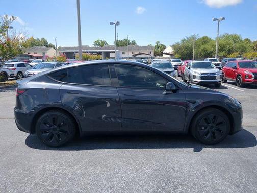 Gray 2024 Tesla Model Y Long Range