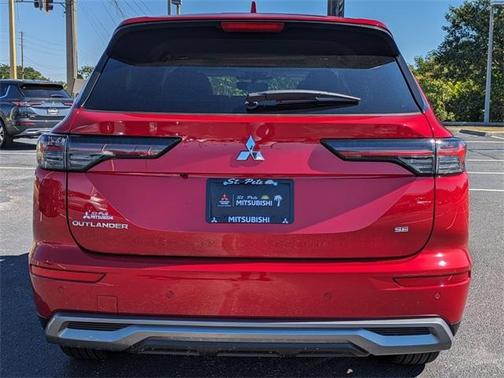 2025 Mitsubishi Outlander SE