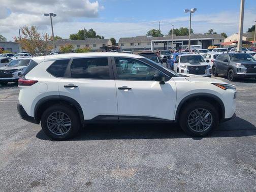 Glacier White 2023 Nissan Rogue S