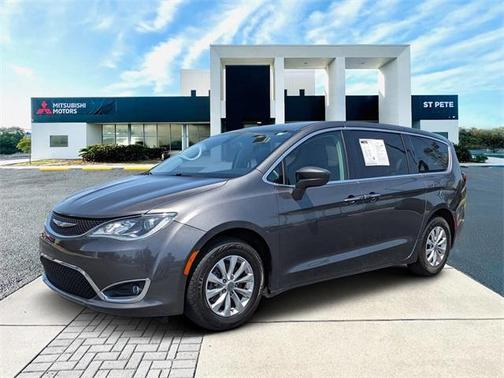 2018 Chrysler Pacifica Touring Plus