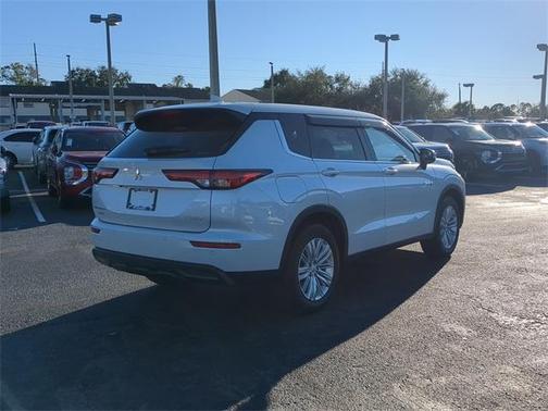 2025 Mitsubishi Outlander PHEV ES