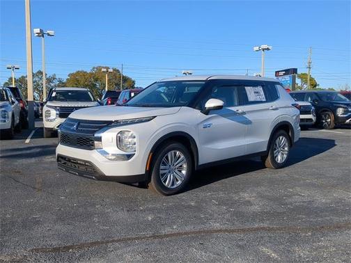 2025 Mitsubishi Outlander PHEV ES