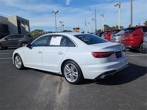 2024 Audi A4 45 S line quattro Premium