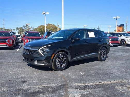 2024 Kia Sportage LX