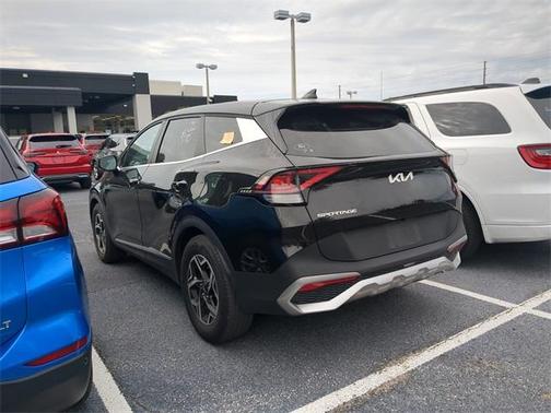 2024 Kia Sportage LX