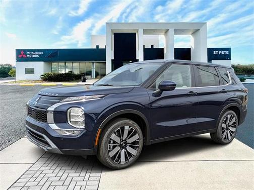 2025 Mitsubishi Outlander SE