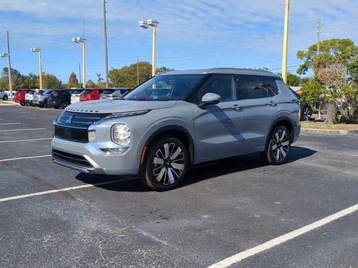 Gray 2026 Mitsubishi Outlander SEL