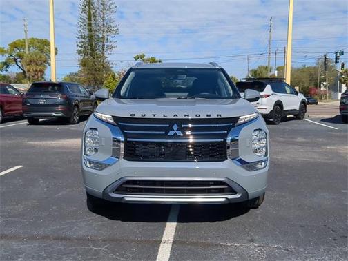 2026 Mitsubishi Outlander SEL