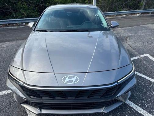Metal 2024 Hyundai ELANTRA SEL