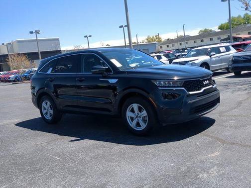 2023 Kia Sorento LX