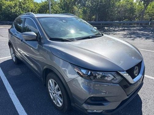 2022 Nissan Rogue Sport SV