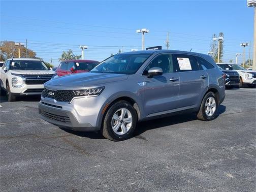 2022 Kia Sorento LX