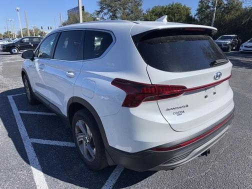 2022 Hyundai SANTA FE SE