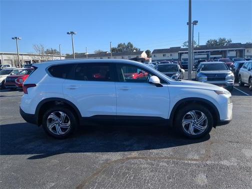 2022 Hyundai SANTA FE SE