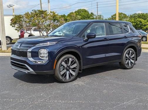 2025 Mitsubishi Outlander SE