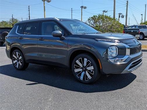 2025 Mitsubishi Outlander SEL