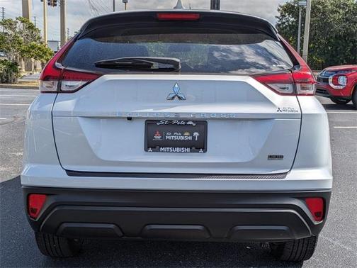 2025 Mitsubishi Eclipse Cross LE