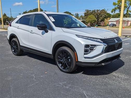 2025 Mitsubishi Eclipse Cross LE