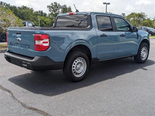 2023 Ford Maverick XL