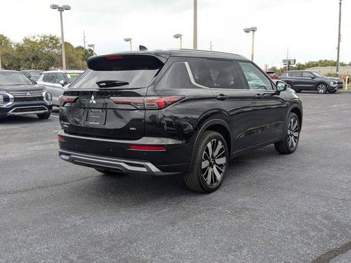 2026 Mitsubishi Outlander SEL