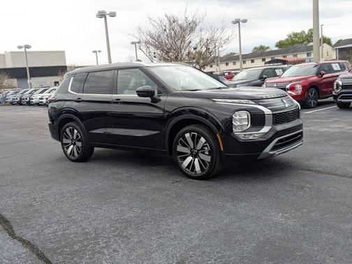 2026 Mitsubishi Outlander SEL