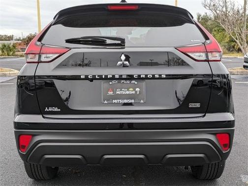 2025 Mitsubishi Eclipse Cross LE