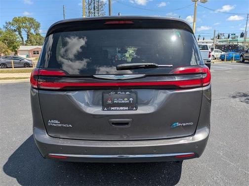 2021 Chrysler Pacifica Hybrid Touring L