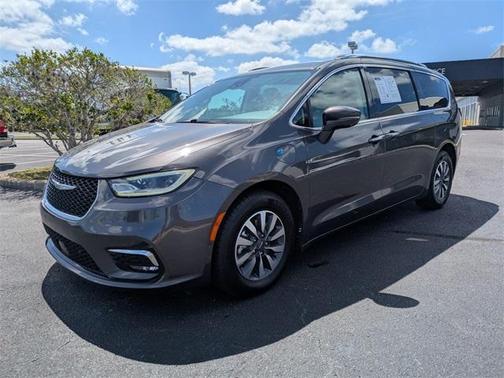 2021 Chrysler Pacifica Hybrid Touring L