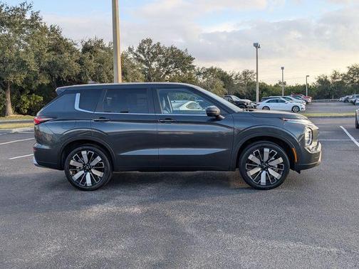 Gray 2026 Mitsubishi Outlander SE