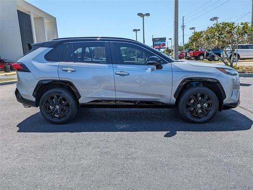 2024 Toyota RAV4 Hybrid XSE