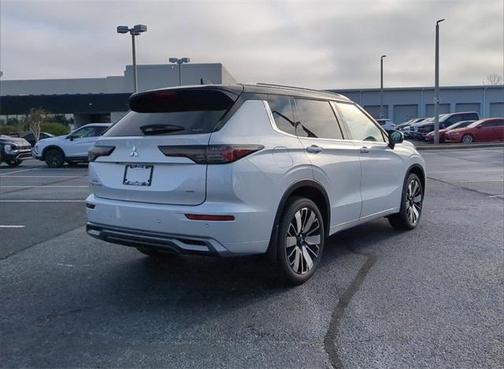 2026 Mitsubishi Outlander SEL