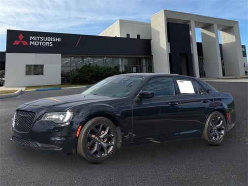 2022 Chrysler 300 Touring