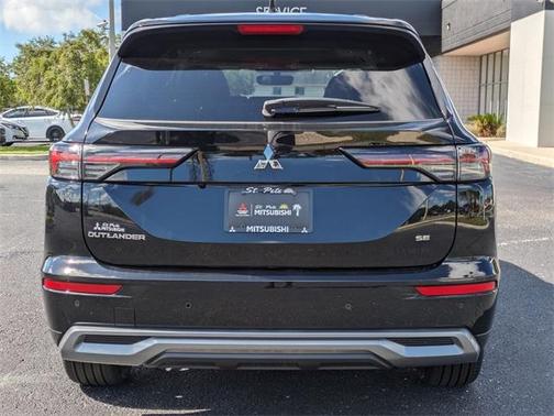 2025 Mitsubishi Outlander Platinum Edition