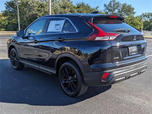 2025 Mitsubishi Eclipse Cross LE