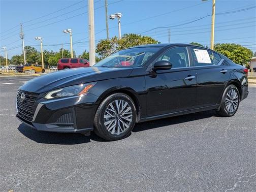 2023 Nissan Altima 2.5 SV