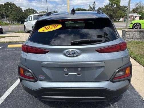 2020 Hyundai KONA SEL