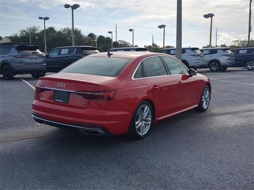 2024 Audi A4 45 S line quattro Premium