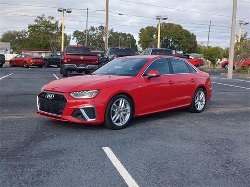 2024 Audi A4 45 S line quattro Premium