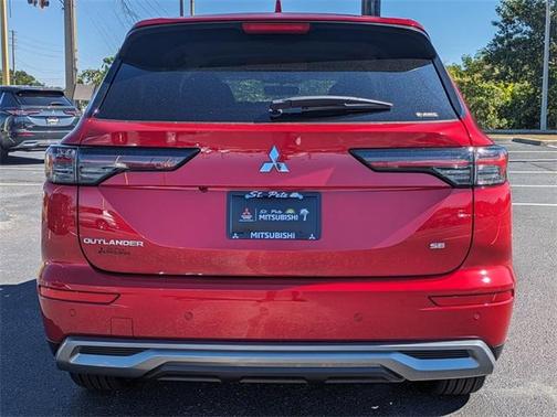 2025 Mitsubishi Outlander SE