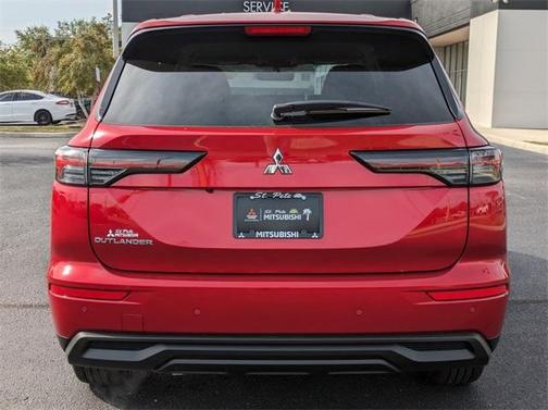 2025 Mitsubishi Outlander ES