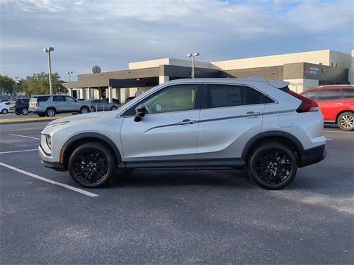 2025 Mitsubishi Eclipse Cross LE