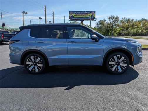 2025 Mitsubishi Outlander SEL