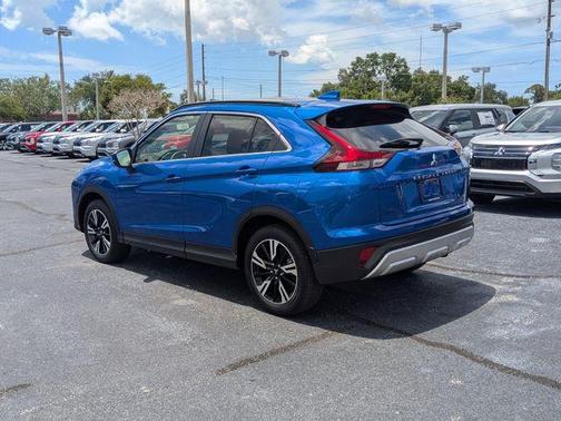 Lightning Blue Metallic 2026 Mitsubishi Eclipse Cross SE