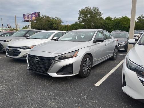 2024 Nissan Altima 2.5 SV