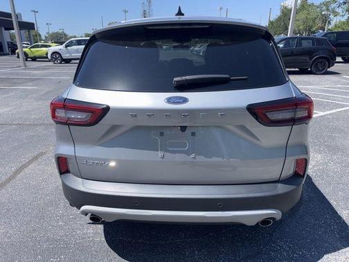 Silver Metallic 2023 Ford Escape Active
