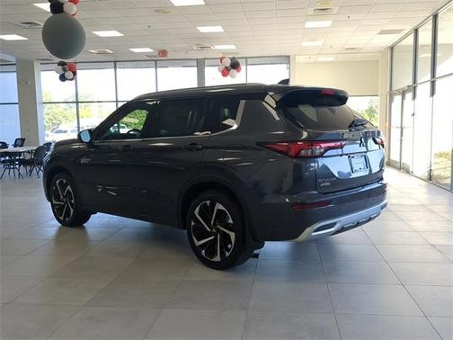 2025 Mitsubishi Outlander PHEV SEL