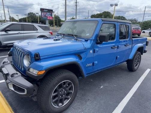 2023 Jeep Gladiator Overland
