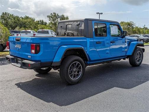 2023 Jeep Gladiator Overland
